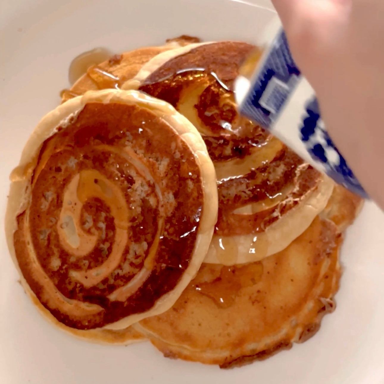 cinnamon scroll protein pancakes